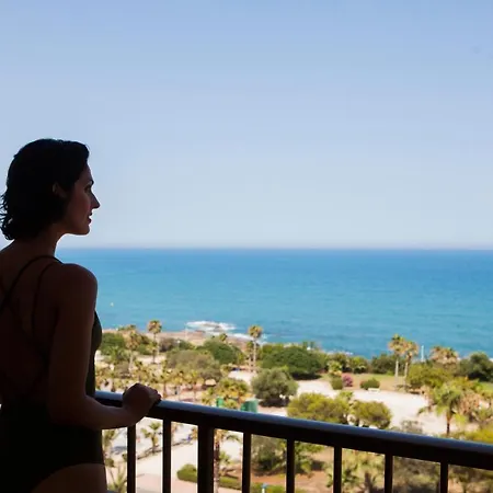 Playas De Торевьиа