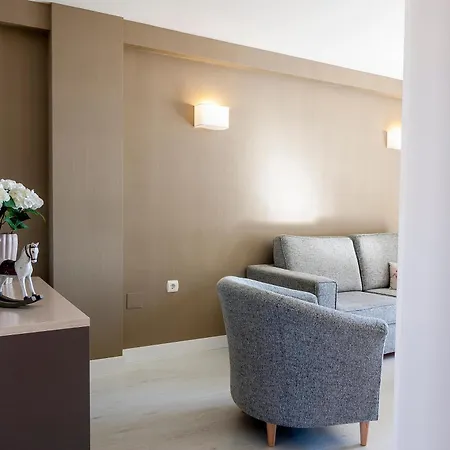 Отель Playas De 3*