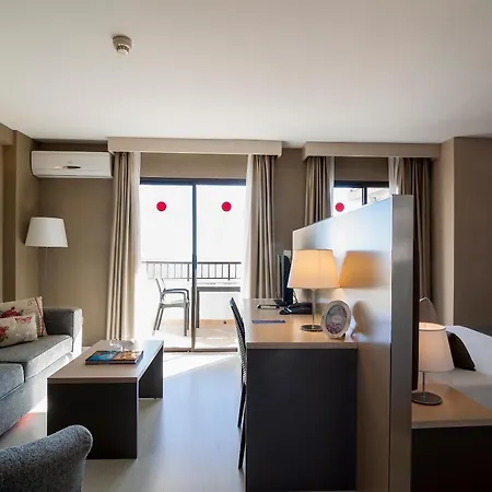 Отель Playas De 3*